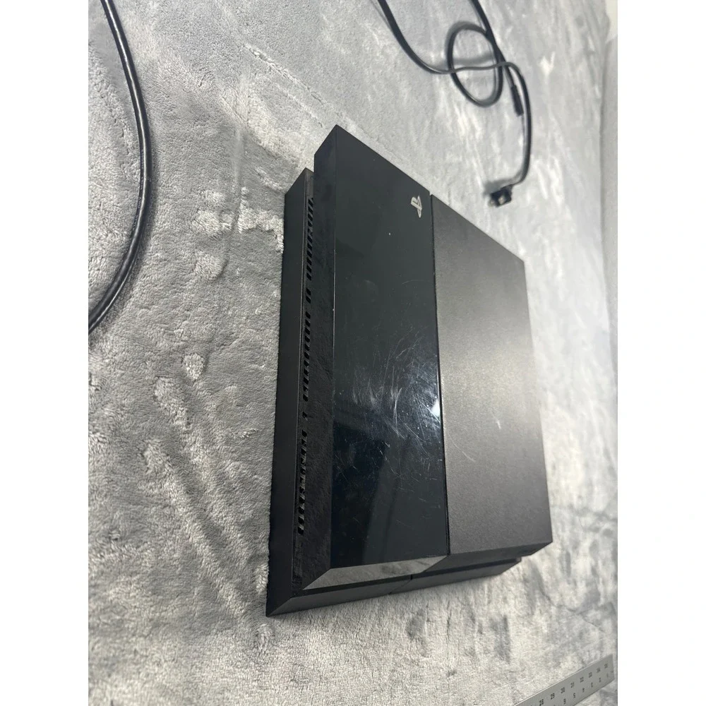 Sony PlayStation 4 PS4 Console 500GB Jet Black CUH-1001A with Cables